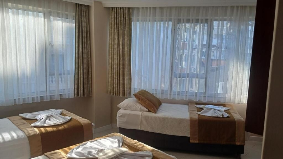 Room 2, Hotel Çağyiğit, Fatih
