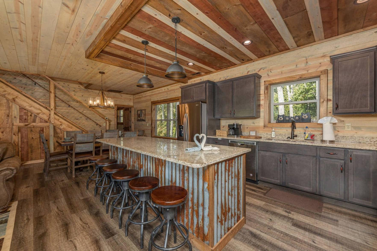 Others 5, Lux Cabin Mtn Views Flat Parking Dog Friendly, Sevier