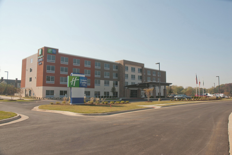 Exterior & Views 2, Holiday Inn Express & Suites DECATUR by IHG, Morgan