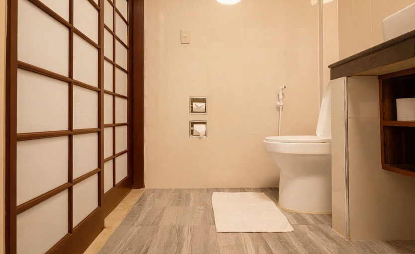 Bathroom 4, Wild Orchid Resort, Mabalacat