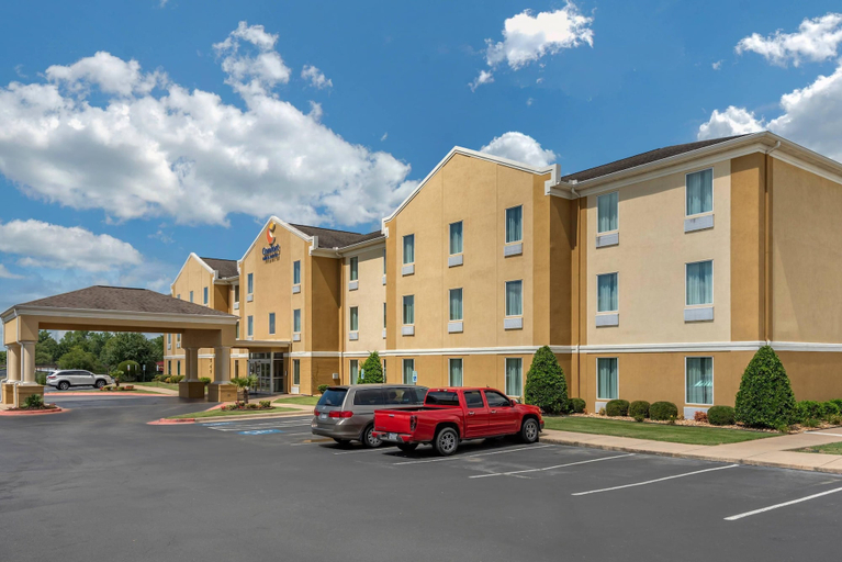 Exterior & Views 2, Comfort Inn & Suites Bryant - Benton, Saline