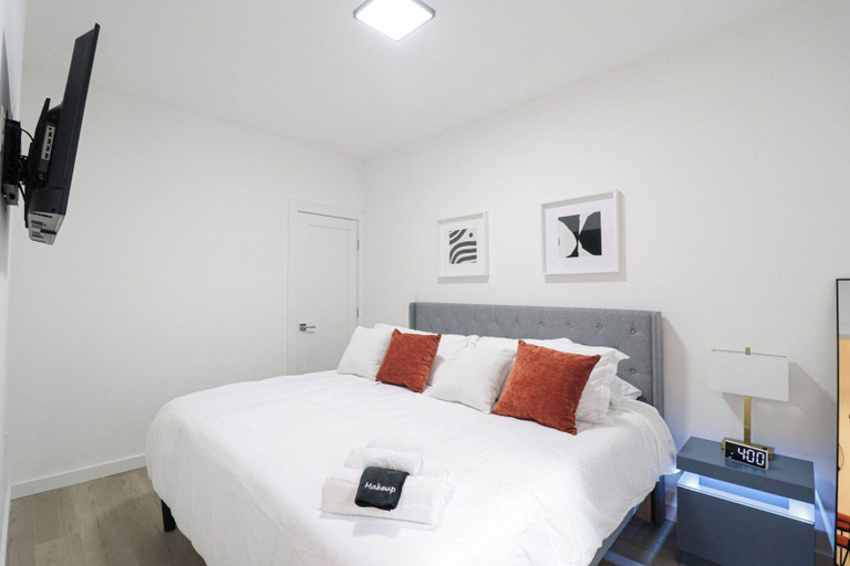 Bedroom 2, Unit 3 One BR With Queen Sofa and Bed, Washington D.C.