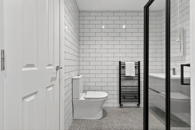 Bathroom 2, Central Belfast Apartments Queens Lofts, Belfast