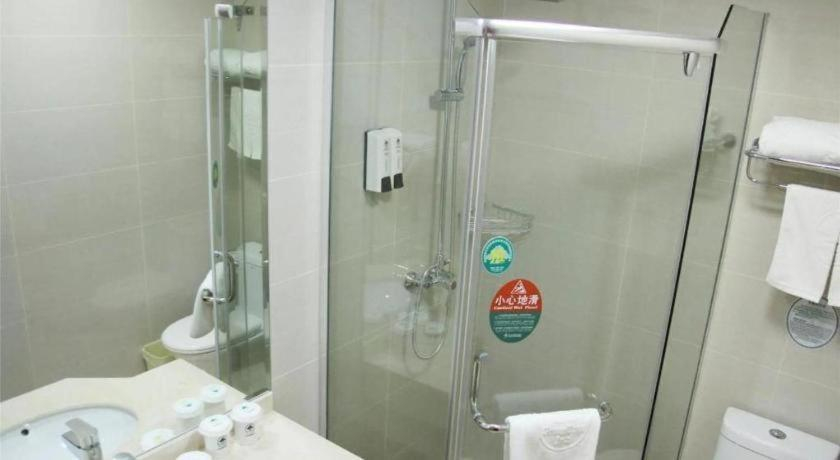 Bathroom 4, Greentree Inn Linxi International Convention Cente, Linyi