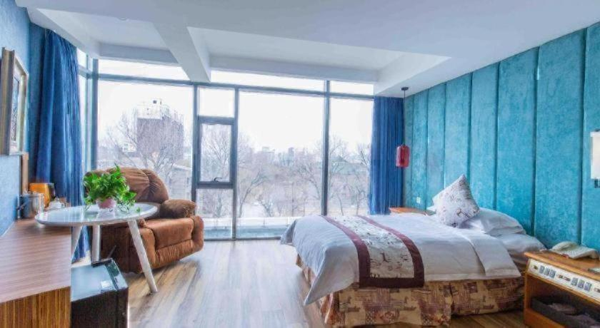 Bedroom 2, Changchun Garden Hotel, Changchun