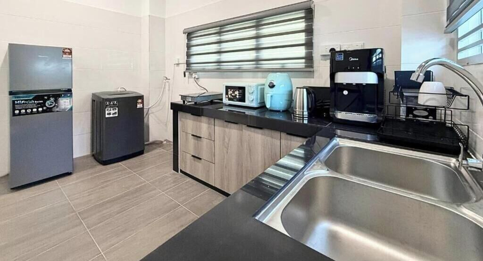 Private kitchen, Chapter 6 by Nature Home, Kuantan