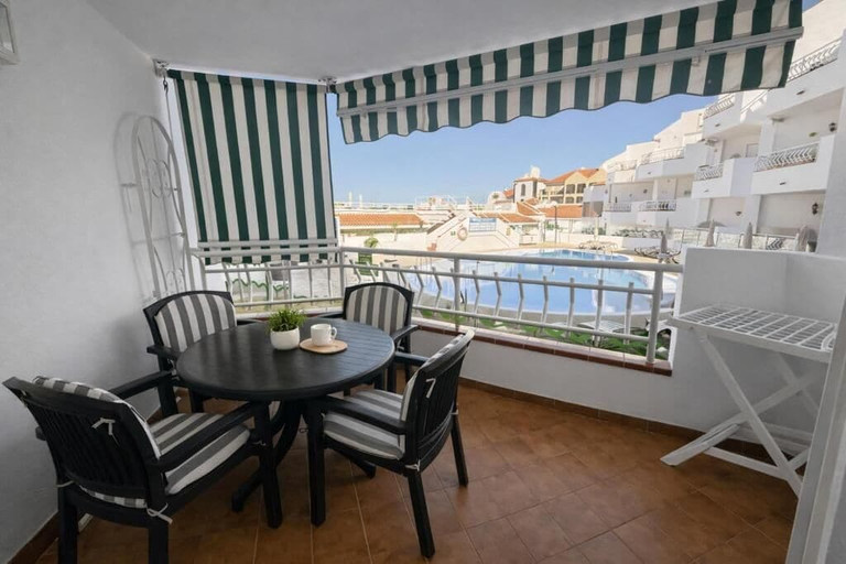 Outdoor dining, Apartment Diamantes 3, Santa Cruz de Tenerife