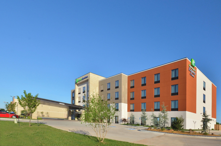 Exterior & Views 5, Holiday Inn Express & Suites OKLAHOMA CITY MID - ARPT AREA, Oklahoma