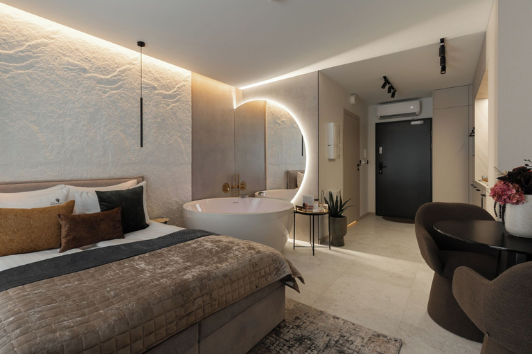 Room 4, Gatsby - Apartment with Sauna & Jacuzzi, Gdańsk City