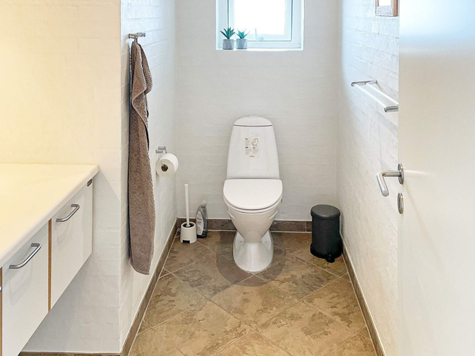 Bathroom 3, 5 Star Holiday Home in Hadsund, Mariagerfjord