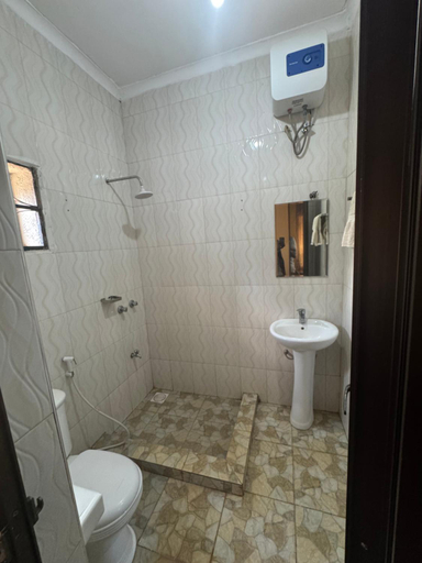 Bathroom, KiliAstra Home, Moshi Urban