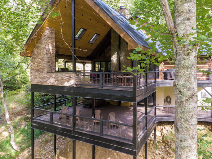Exterior & Views 2, Lakeview, Watauga