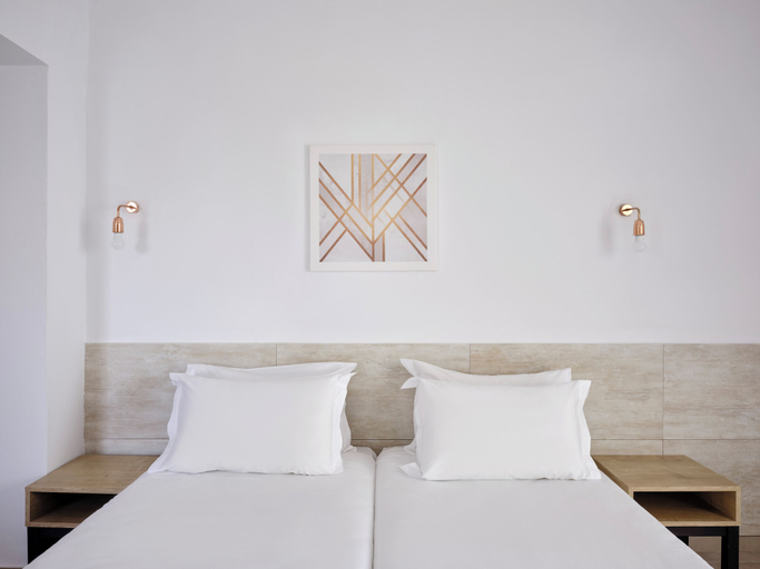 Room 5, Panthea Resort