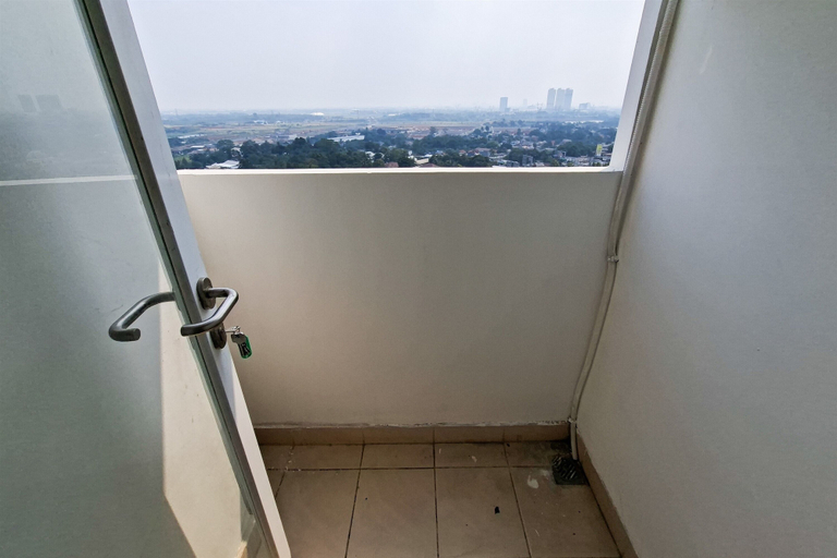 Balcony, Bright And Warm Studio Room At Apartment Cisauk Point, Tangerang
