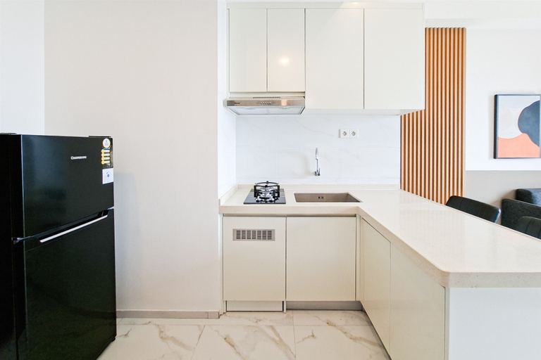 Private kitchen, Elegant Charming 1Br At Apartment Sky House Bsd, South Tangerang