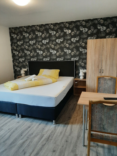 Bedroom 2, Steakhaus Galgenbach, Unna