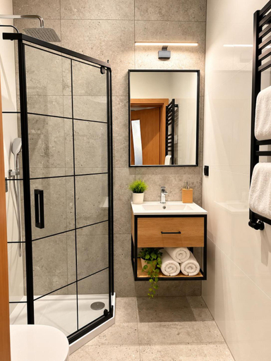 Bathroom 2, Nenufar - Hotel i Restauracja na wodzie, Kościan