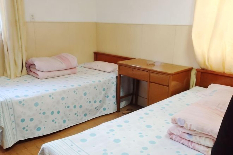 Bedroom 5, Dongzhu Hostel, Shanghai