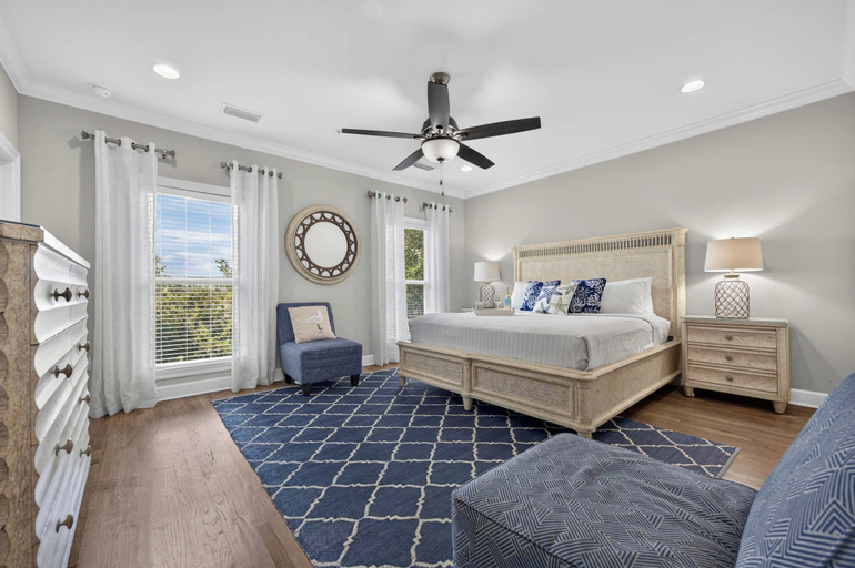 Room 4, The Coastal Drift - Communal Pool, Walton