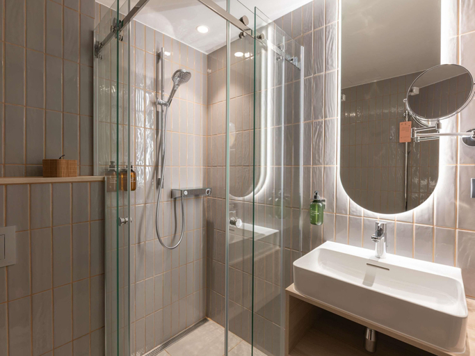 Bathroom 5, Oru Hub Hotel Tallinn - Handwritten Collection, Tallinn
