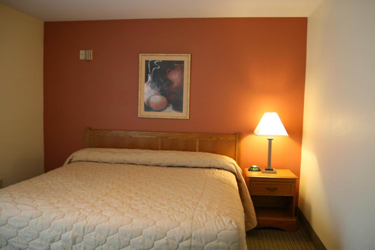 Bedroom 4, Affordable Suites Rocky Mount, Nash