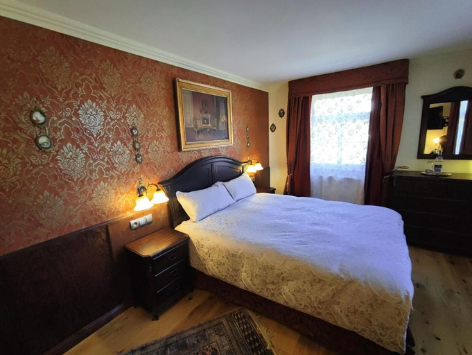 Bedroom 2, Hotel Adler, Schwarzwald-Baar-Kreis