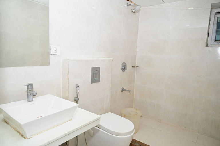 Bathroom 5, HOTEL SWAGATH INN, Krishna