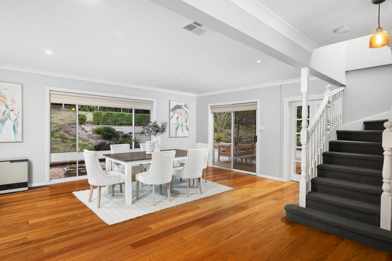 Dining, Carinya Centennial Bowral Spa Retreat, Wingecarribee