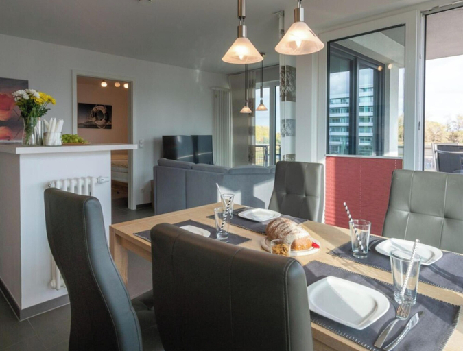 Dining 2, Holiday Apartment With 2 Bedrooms, Ostholstein