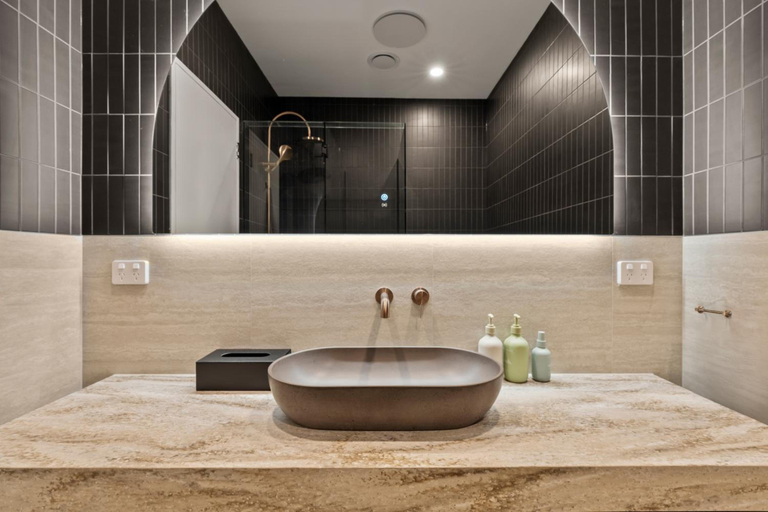 Bathroom, Mantons Creek Estate Lodge, Melbourne
