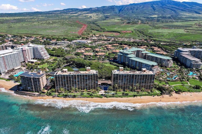 Interior 5, Summer Sale! Oceanfront Studio With Spectaular Views - Mahana 913, Maui
