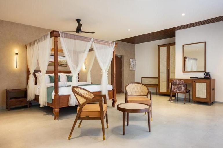 Room 2, Olive Woods, Idukki