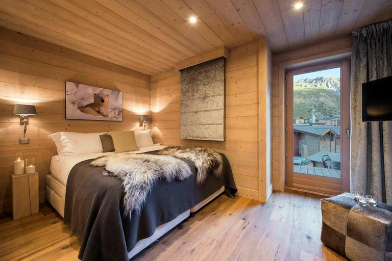 Bedroom 2, Chalet Ambre, Savoie