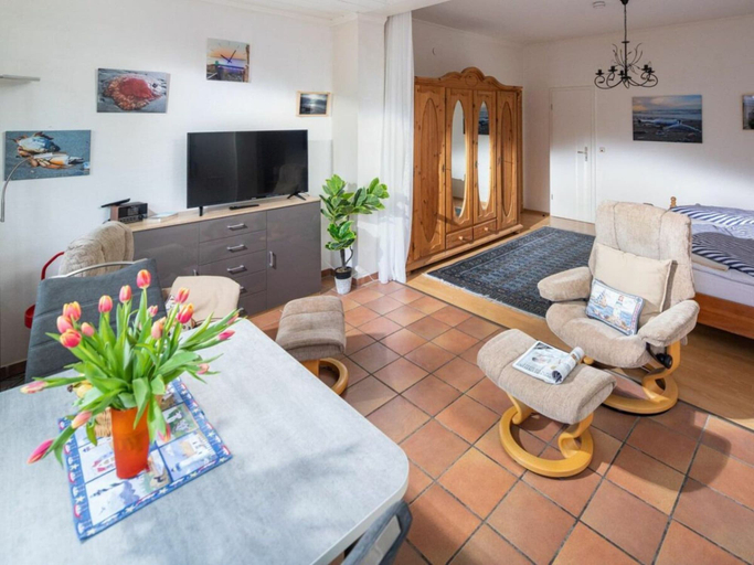 Room 3, Holiday Apartment in Norderney With Wi-fi, Aurich