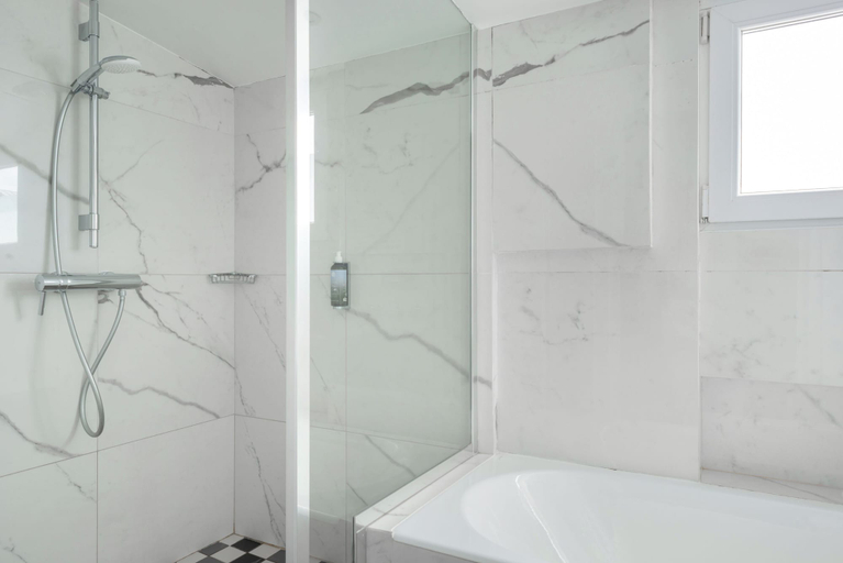 Bathroom 4, Hôtel 34B - Astotel, Paris