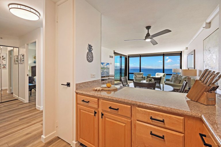 Interior 2, Direct Oceanfront Condo With Panoramic Pacific Views - Mahana 718, Maui
