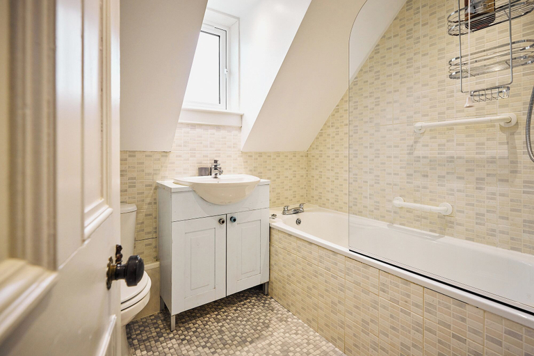 Bathroom 5, Kinclune House, Estate & Cottages, Angus