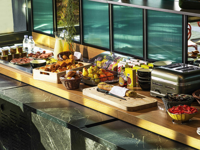 Food & Drinks 5, Ibis Annecy Cran Gevrier Hotel, Haute-Savoie