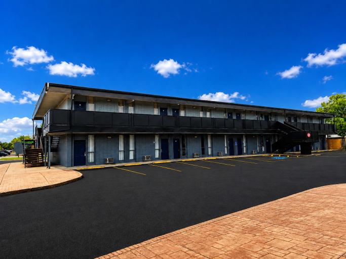 Exterior & Views 3, Alamo Inn & Suites, Campbell