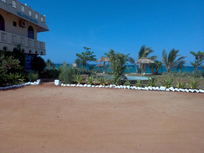 Exterior & Views 2, Sea View Beach Hotel, Kuchchaveli