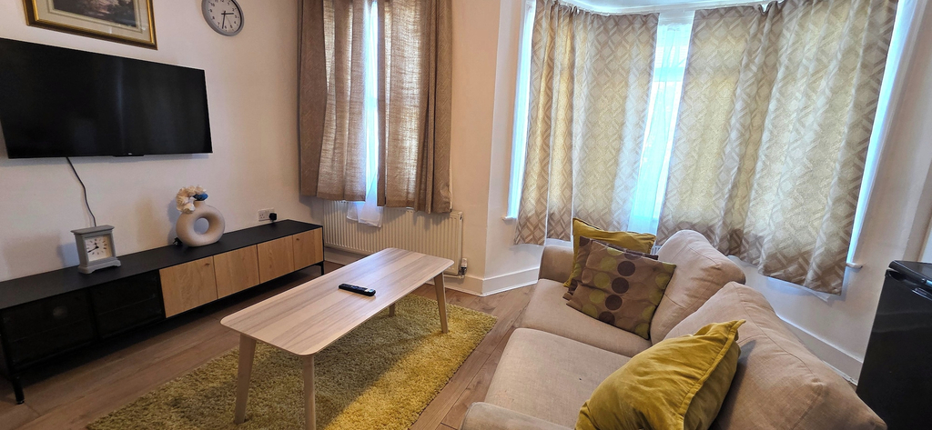 Primary image, Apartment Sleeps 4 With Wifi, Essex