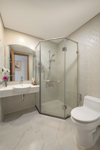 Bathroom 4, Landmark Signature Residence by CR Concept, Bình Thạnh