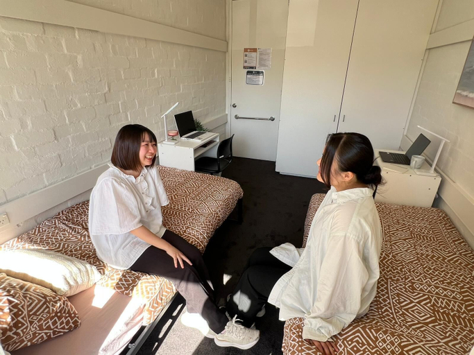 Room 3, Ozihouse Group, Melbourne