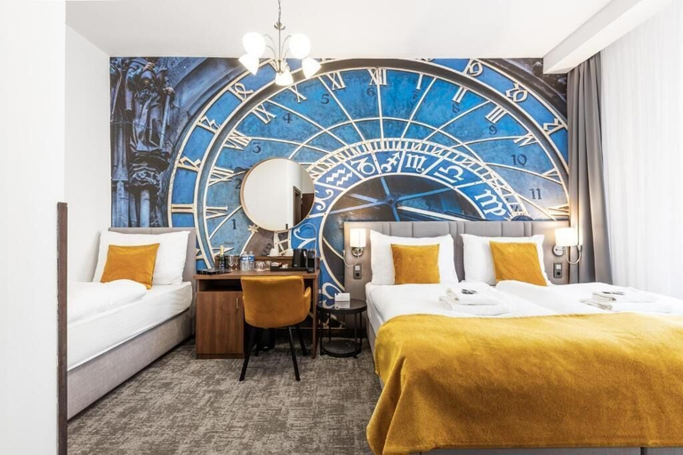 Room 2, A1 Royal Plaza, Praha 1