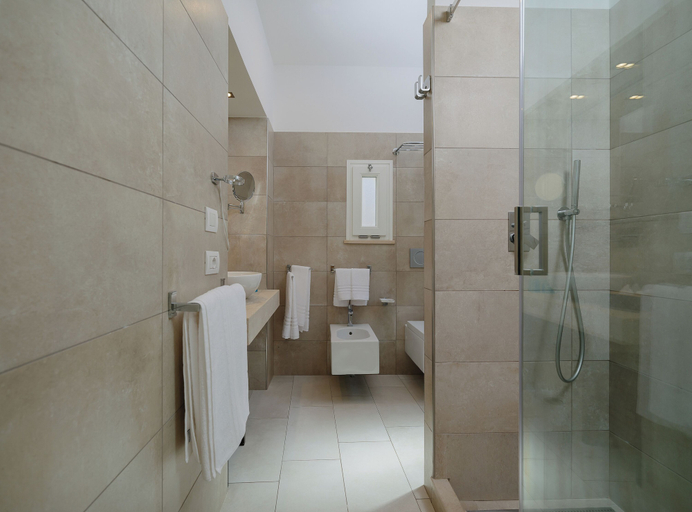 Bathroom 3, Maison Giuliani, Napoli