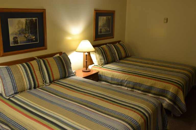 Bedroom 5, Ranchmen Motel, Division No. 1