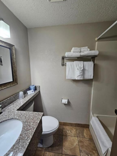 Bathroom 4, The Lodge at Chalk Hill, Fayette