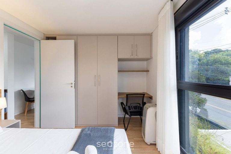 Room 1, 1BR apt w/ BBQ in Curitiba Pla0201, Curitiba