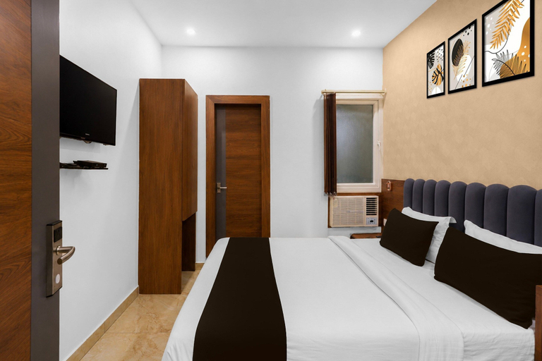 Room 5, Suite Room Hotel Rama Inn, Faizabad