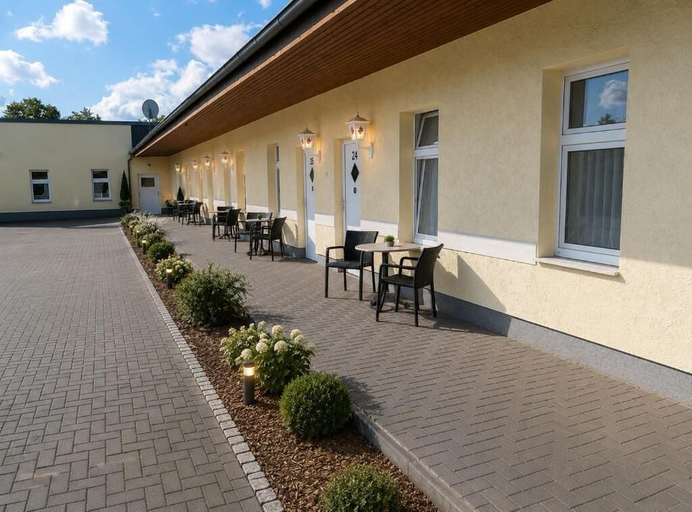 Outdoor dining, Gästehaus Karin, Altmarkkreis Salzwedel